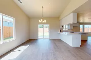 5567 Landon Ln, Riverbank, CA 95367 - Photo 3