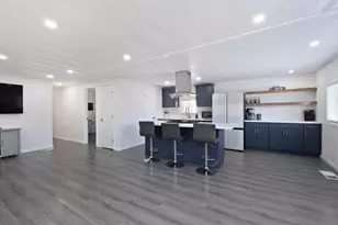 Dias Ave, Sacramento, CA 95824 - Photo 13