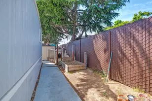 Dias Ave, Sacramento, CA 95824 - Photo 33