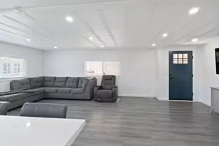 Dias Ave, Sacramento, CA 95824 - Photo 11