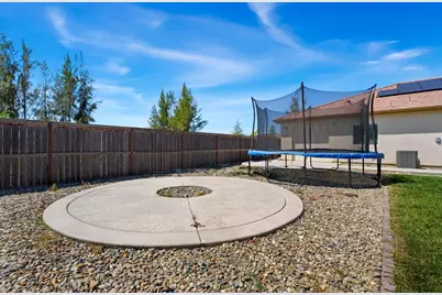 2074 Abbeylane Way, Olivehurst, CA 95961 - Photo 27