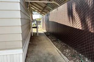 Capital Dr, Sacramento, CA 95828 - Photo 27