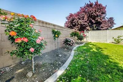 12 Wharfdale, Sacramento, CA 95835 - Photo 27
