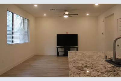 10550 Trill Way, Elk Grove, CA 95757 - Photo 9