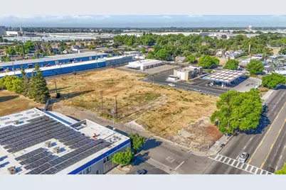 1332 Yosemite Boulevard, Modesto, CA 95354 - Photo 11