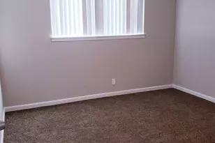 940 Rivera Dr, Sacramento, CA 95838 - Photo 5