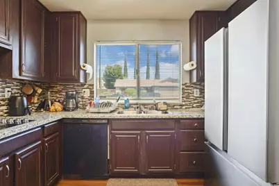 1122 Morning Dew Place, Stockton, CA 95210 - Photo 9