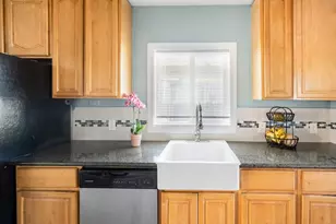 1811 70th Ave, Oakland, CA 94621 - Photo 5