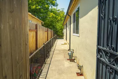 3340 43rd Street, Sacramento, CA 95817 - Photo 33