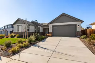 2425 Briar Meadow Cir, Auburn, CA 95603 - Photo 9