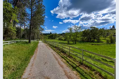 13615 McCourtney Road, Grass Valley, CA 95949 - Photo 29