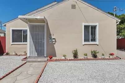 311 N Lincoln Avenue, Manteca, CA 95336 - Photo 1