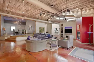 2101 28th St, Sacramento, CA 95818 - Photo 31