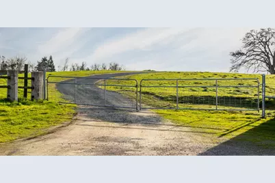 25045 N McIntire Road, Clements, CA 95227 - Photo 31
