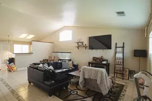 310 Buena Vista Ct, Merced, CA 95348 - Photo 5