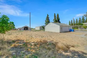 1412 E Glenwood Ave, Turlock, CA 95380 - Photo 19