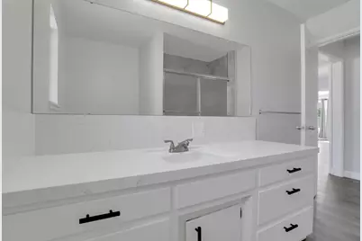 1412 E Glenwood Avenue, Turlock, CA 95380 - Photo 13