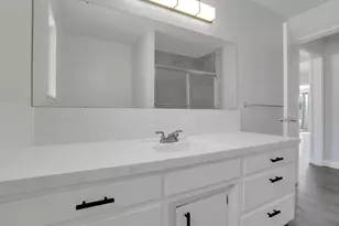 1412 E Glenwood Ave, Turlock, CA 95380 - Photo 13