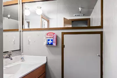 412 S Yosemite Avenue, Oakdale, CA 95361 - Photo 29