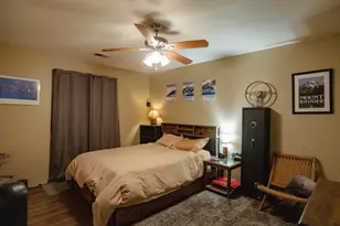 1070 E 23rd St, Merced, CA 95340 - Photo 21