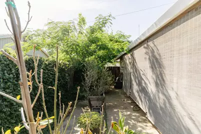 1070 E 23rd Street, Merced, CA 95340 - Photo 33