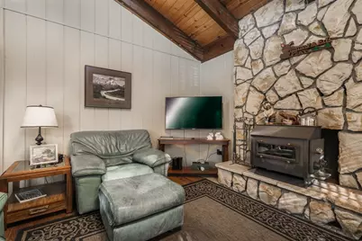 1644 Crystal Air Drive, South Lake Tahoe, CA 96150 - Photo 9