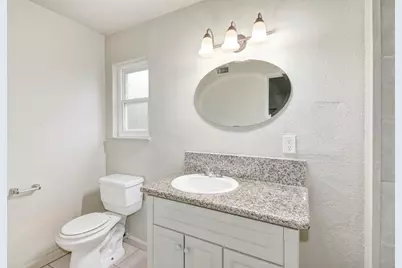 7585 Twilight Drive, Sacramento, CA 95822 - Photo 9