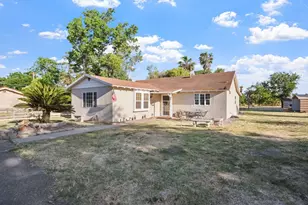 700 Montana Ave, Turlock, CA 95380 - Photo 1