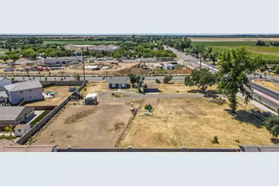 19435 East Street, Woodland, CA 95776 - Photo 3