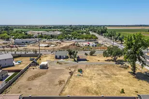 19435 East St, Woodland, CA 95776 - Photo 3