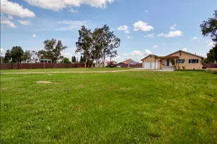 21044 E Meza Ln, Linden, CA 95236 - Photo 5