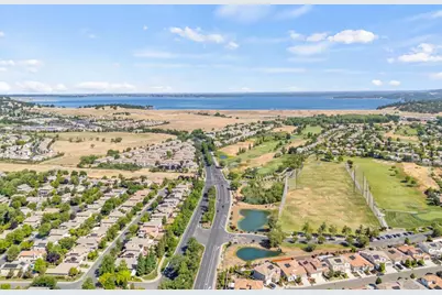 1046 Smith Way, Folsom, CA 95630 - Photo 69