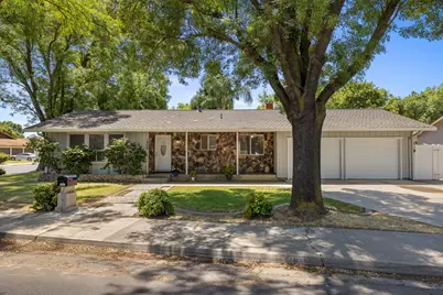 1920 E Orangeburg Avenue, Modesto, CA 95355 - Photo 1