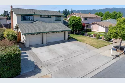 180 Churchill Place, Gilroy, CA 95020 - Photo 1