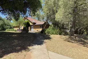 7551 Van Pooka Ct, Somerset, CA 95684 - Photo 11