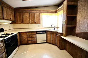 Tam O Shanter Dr, Stockton, CA 95210 - Photo 17