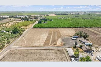 18365 E Clausen Road, Turlock, CA 95380 - Photo 27