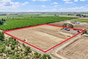 18365 E Clausen Rd, Turlock, CA 95380 - Photo 11