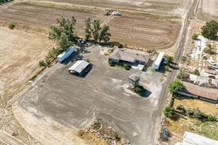 18365 E Clausen Rd, Turlock, CA 95380 - Photo 19