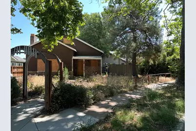 110 Circle Street, West Sacramento, CA 95691 - Photo 1