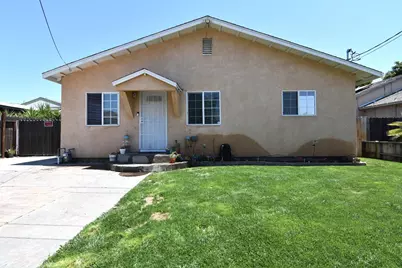 313 N 4th Avenue, Oakdale, CA 95361 - Photo 1