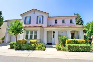 8055 Linda Isle Ln, Sacramento, CA 95831 - Photo 1