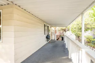 Kirkwood Dr, Roseville, CA 95678 - Photo 25