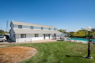 Kirkwood Dr, Roseville, CA 95678 - Photo 31