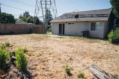 8013 Skywoods Way, Sacramento, CA 95828 - Photo 31