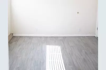 8013 Skywoods Way, Sacramento, CA 95828 - Photo 11