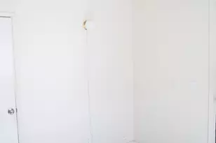 8013 Skywoods Way, Sacramento, CA 95828 - Photo 13