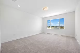 7016 W Carbone Dr, Roseville, CA 95747 - Photo 29