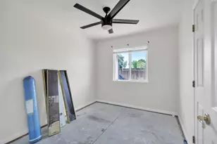 4688 Pacific Ave, Olivehurst, CA 95961 - Photo 17