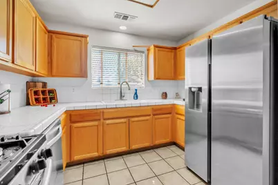 4688 Pacific Avenue, Olivehurst, CA 95961 - Photo 75